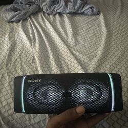 Sony SRS-XB33 Bluetooth Speaker