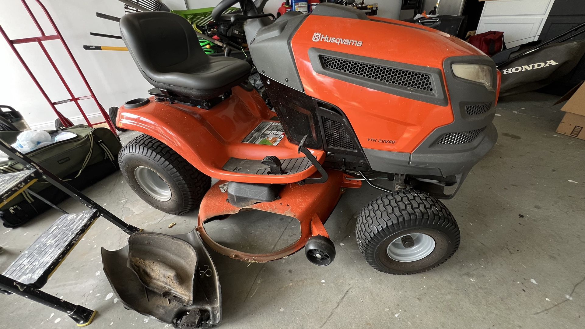 Riding Lawn Mower