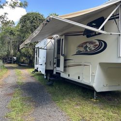 2012 Keystone Montana 357THT