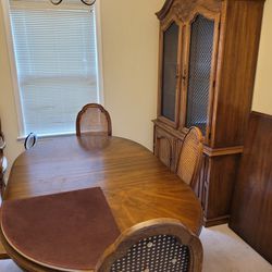 Gorgeous Dining Set and China Cabinet 