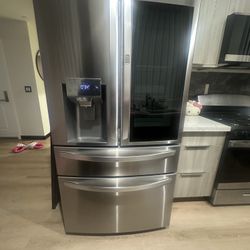 LG InstaView Door-in-Door French Door Refrigerator