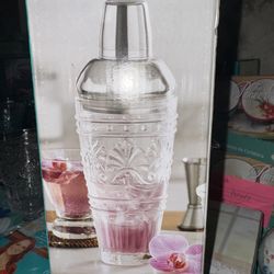 Pioneer woman, cocktail mixer