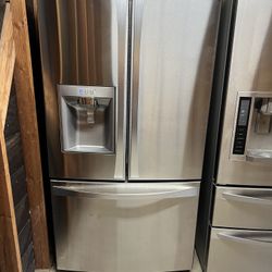 Kenmore Stainlees Steel Refrigerador 