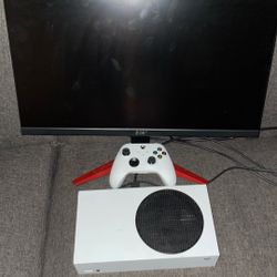 LIKE NEW Xbox One S / Acer Monitor