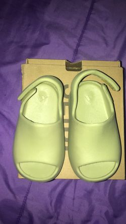 Yeezy Slides Size 7 Infant / Toddler