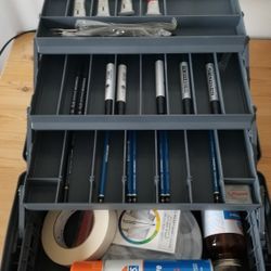 Art supplies box
