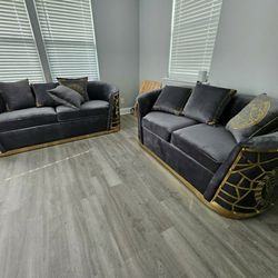 New VRSCE SOFA Loveseat combo