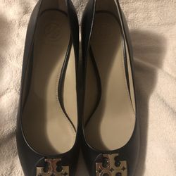 Tory Burch Wedges Size 9