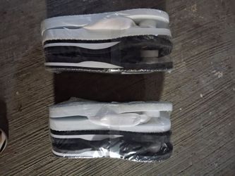 Sandels