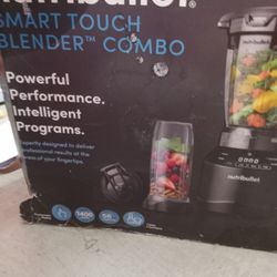 Nutri bullet Smart Touch Blender Combo