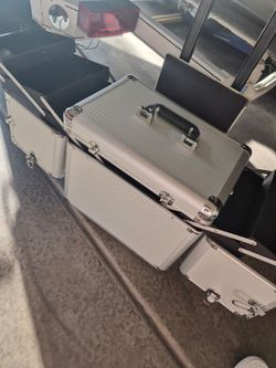 Make up rolling case