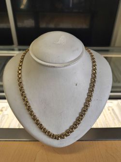 10ksolid gold necklace 47.8 grams 26 Long layaway available 10% Dwon if you interested please make sure you ask for Maribel thank you