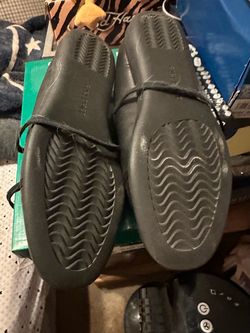 Black leather shoes with ties
