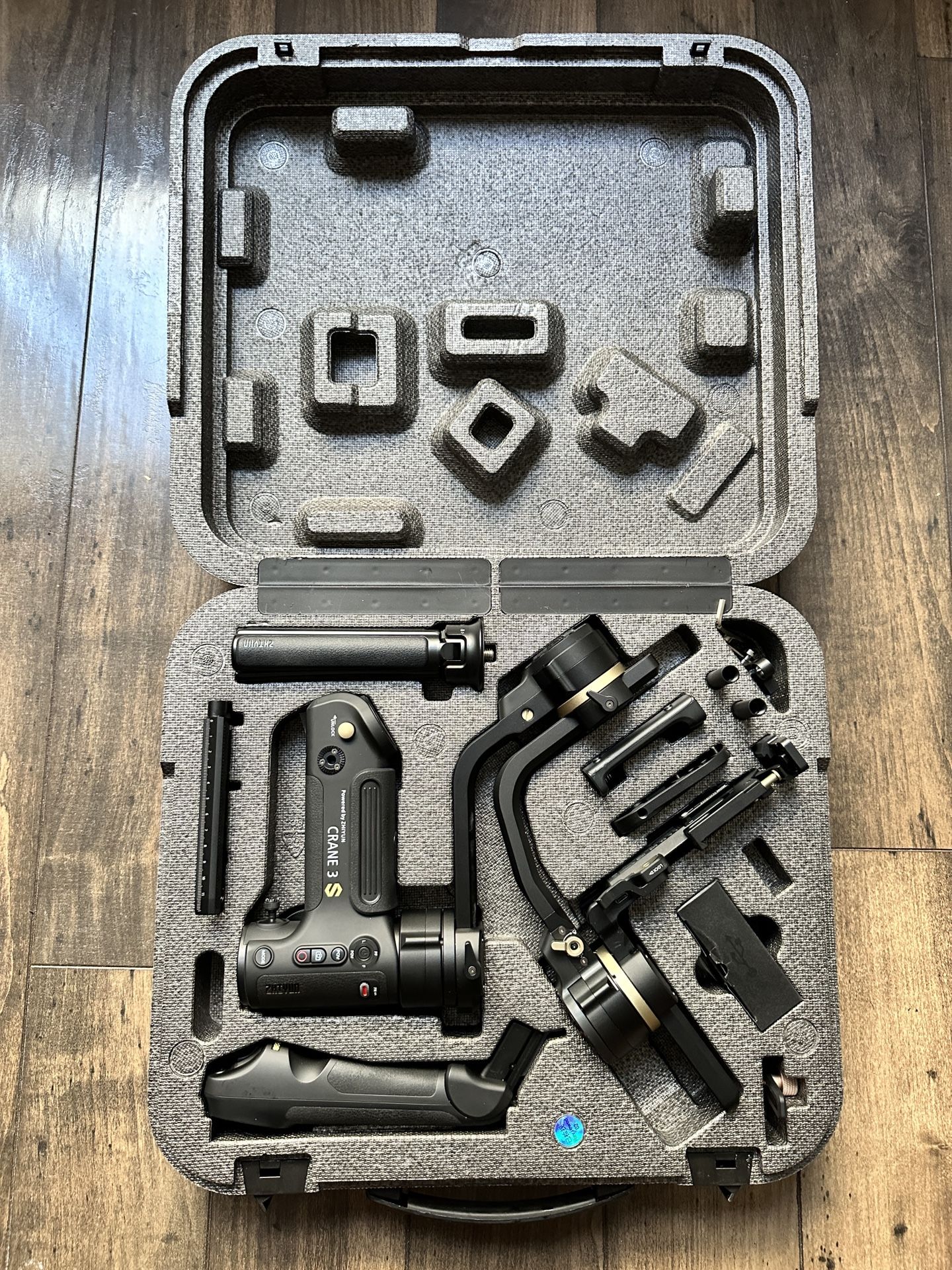 Zhiyun Crane 3-S (excellent condition)