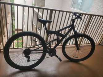 BIG BIKE 29" BEAUTIFUL TO FALL IN LOVE WITH. ● Bicicleta GRANDE 29" Bellísima.