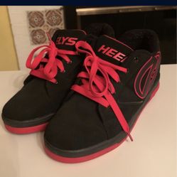 Size 9 Red And Black Heelys