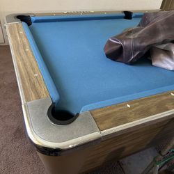 Free Pool Table