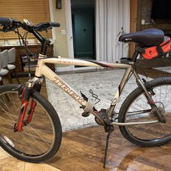 TREK 4300 ALPHA Mountain Bike 