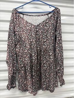 Black White Pink Floral Print V-Neck Tunic Blouse Ruffle Accent Long Sleeve L