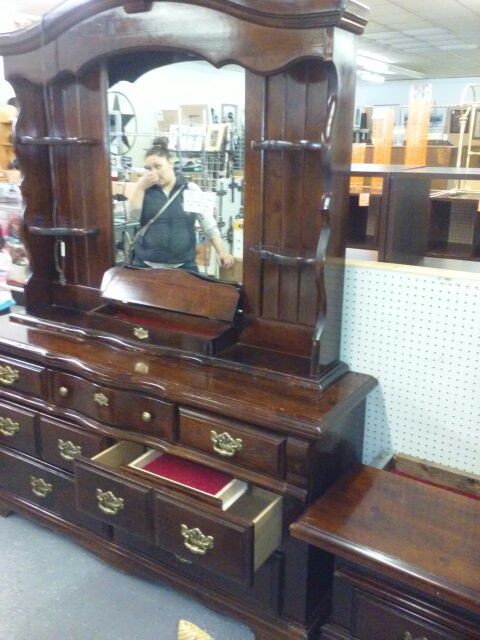 Vintage Samuel Lawrence Dresser,Mirror and Nightstand