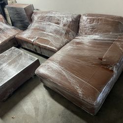 Premium Real Leather Sectional Sofa Set – Excellent Condition