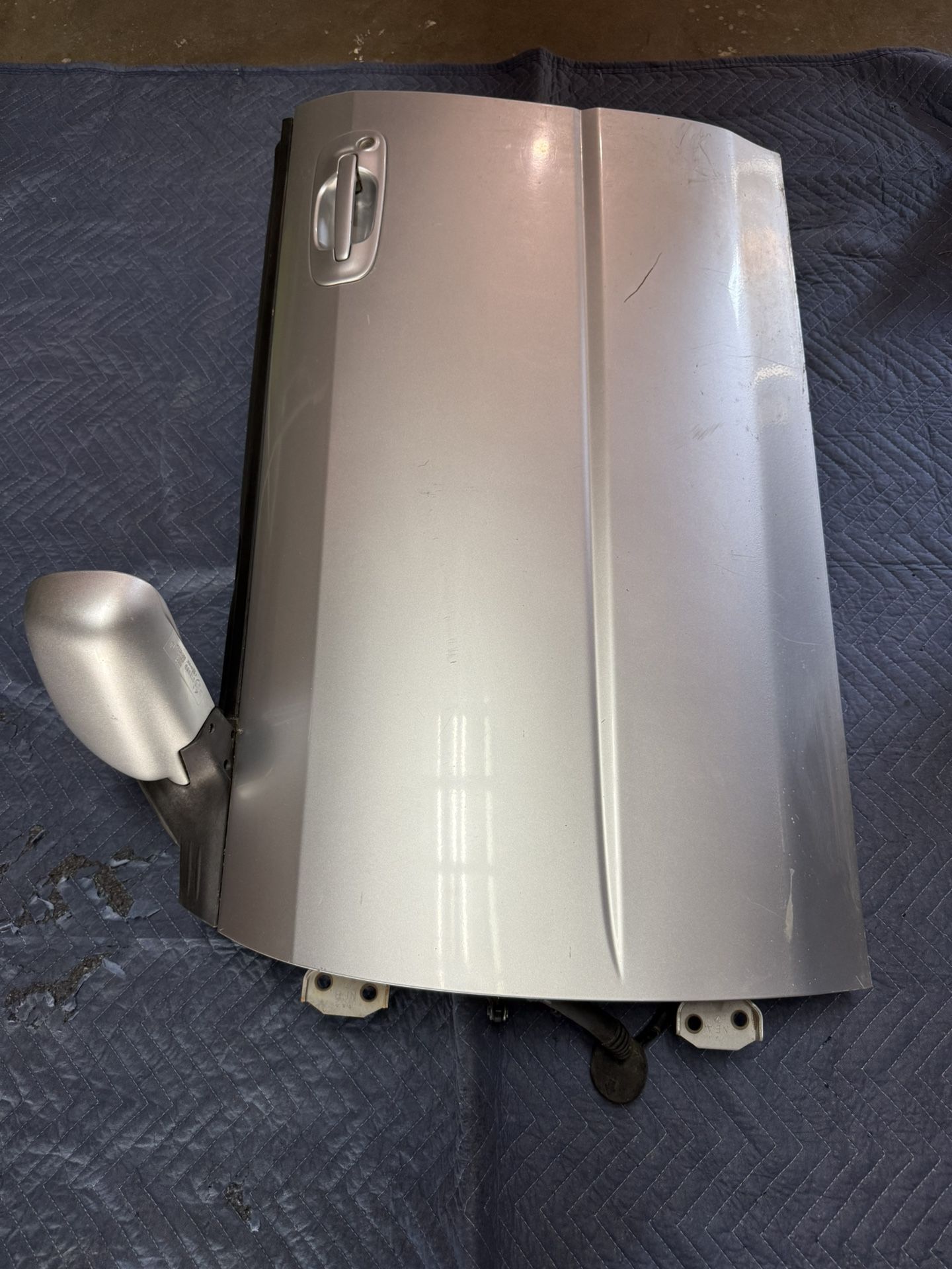 2002 Subaru WRX Driver Front Door – Silver – Complete (Few Scratches, Window Inside)