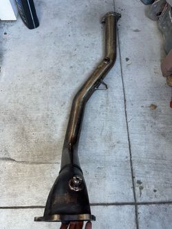 Invidia down pipe Subaru
