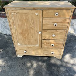 Montessori Child Dresser