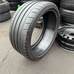 235/35/19 MICHELIN - ONE TIRE