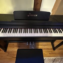 Donner Electric Piano