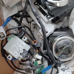 22' Toyota Prius XLE LED Headlights Parts Ballast, Lenses ...
