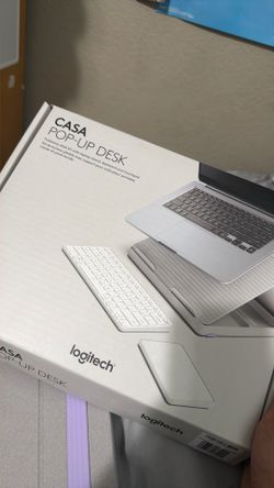 Casa pop up desk