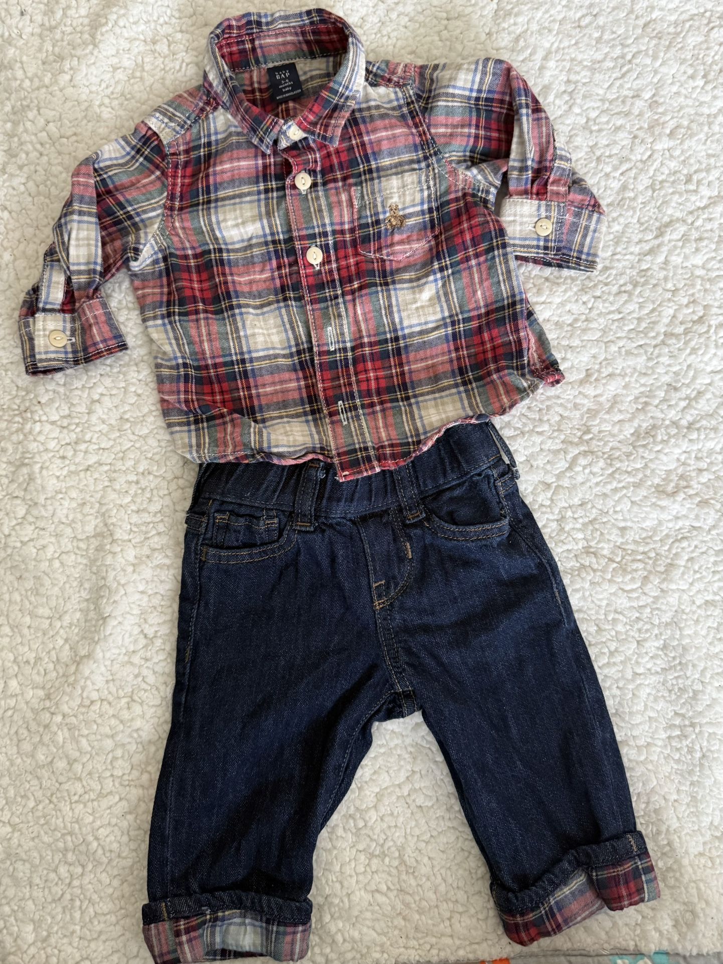 Baby gap Clothes 3-6 Months