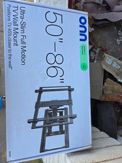 Ultra slim full motion tv wall mount