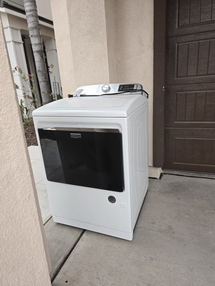 NEWER Maytag GAS Dryer