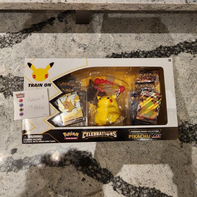 Celebrations Pikachu Vmax Premium Figure Collection