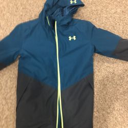 Under Armour Youth Ski coat with fleece lining
