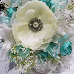 Wedding/quinceañera bouquet