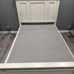 Ashley Queen Bed Frame - Jennily 