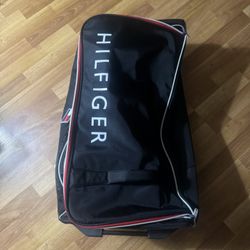 Tommy Hilfiger luggage