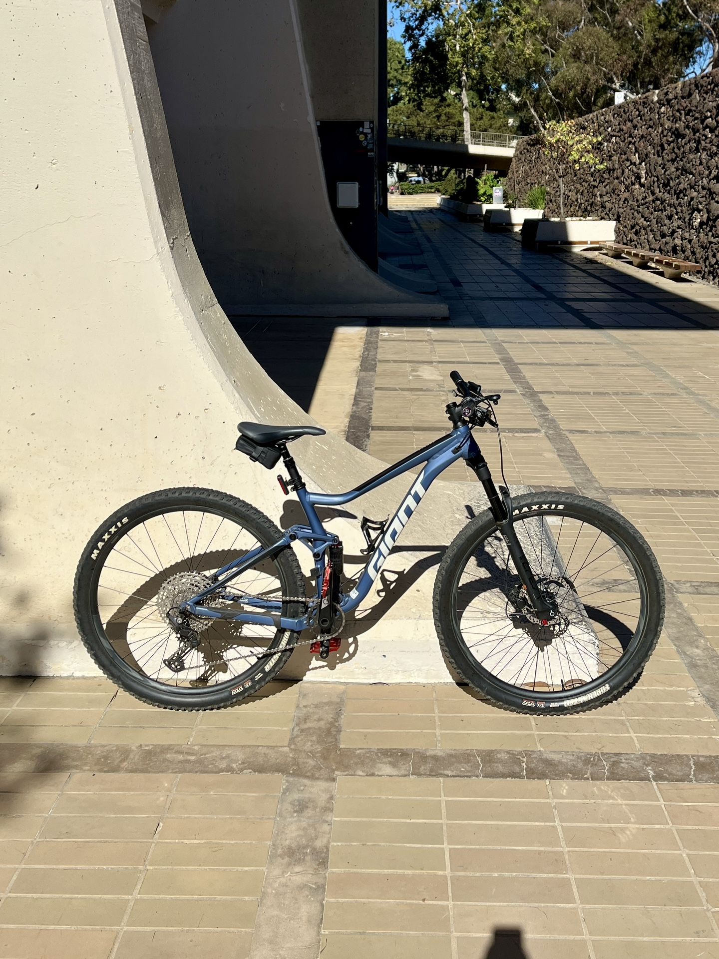 Giant Stance 29 Bike