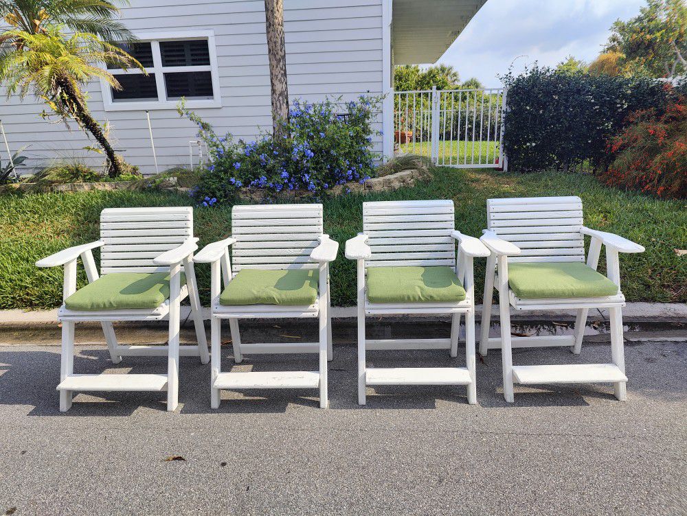 Patio chairs $25 a chair $100 all