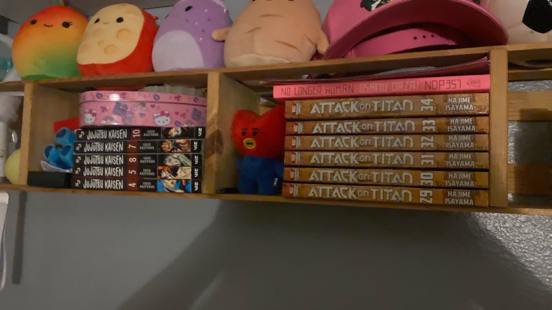 AOT and JJK manga