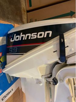 Vintage Johnson outboard motor  9.9HP FREE inflatable boat