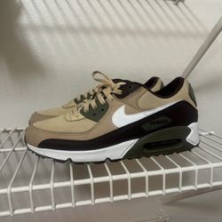 10.5 Nike Air Max