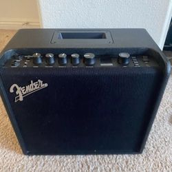 Fender Mustang LT25