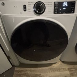 GE 7.8-cu ft Stackable Vented Electric Dryer