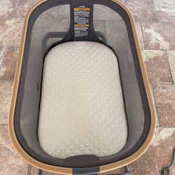 Maxi-cosi Iora 2-in-1, Co-sleeper , black
