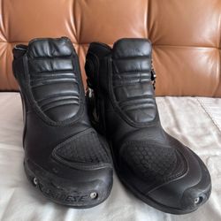 Dainese Dino D1 Black Motorcycle Boot