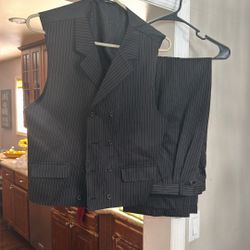 Boys Size 16 Pants And Vest
